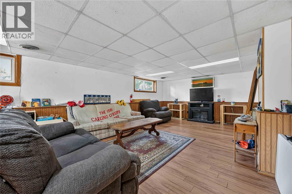 1091 INDIAN ROAD North - 19