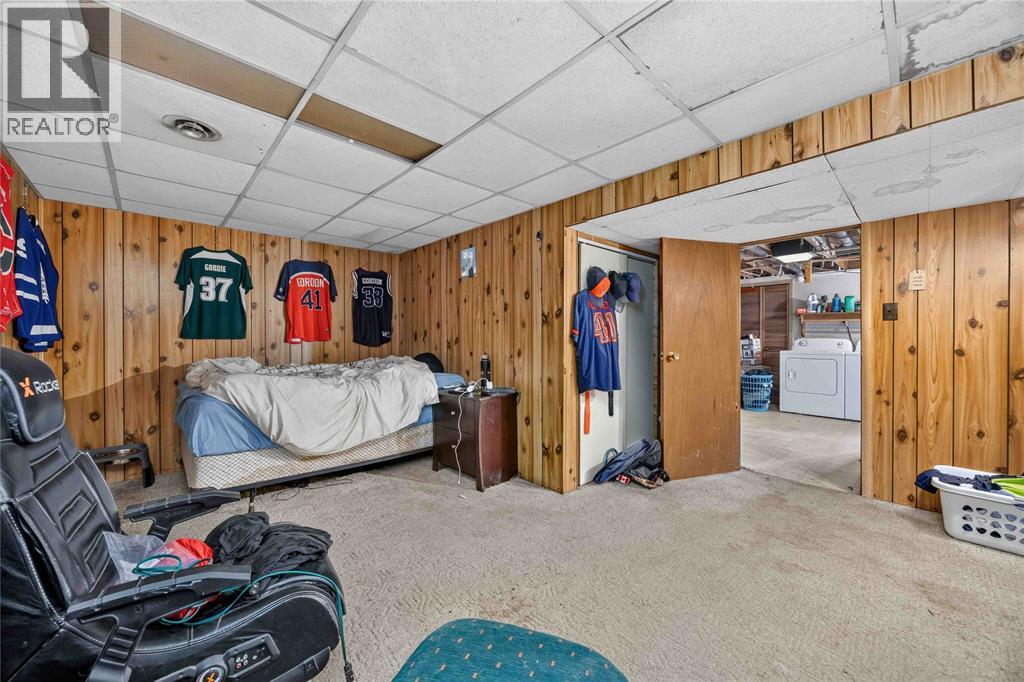 1091 INDIAN ROAD North - 23