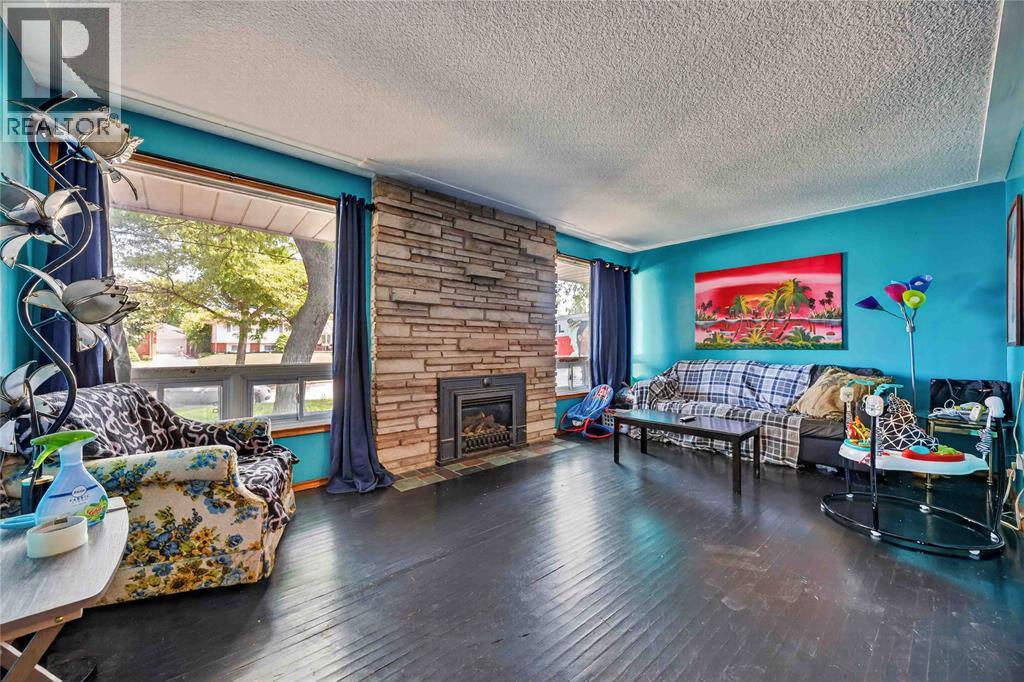 1091 INDIAN ROAD North - 3