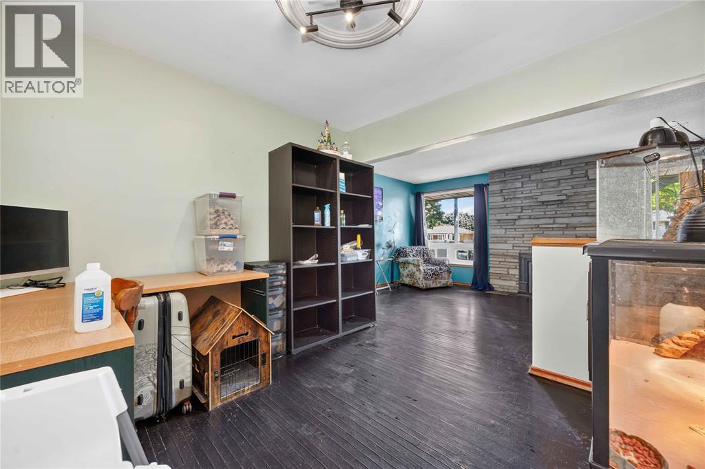 1091 INDIAN ROAD North - 7