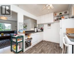 711 Alderson Avenue, Coquitlam, BC V3K1T7 Photo 12