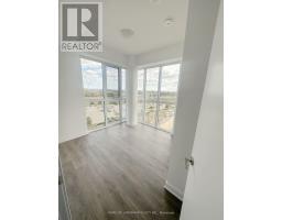 719 - 60 Honeycrisp Crescent, Vaughan, ON L4K0N5 Photo 7