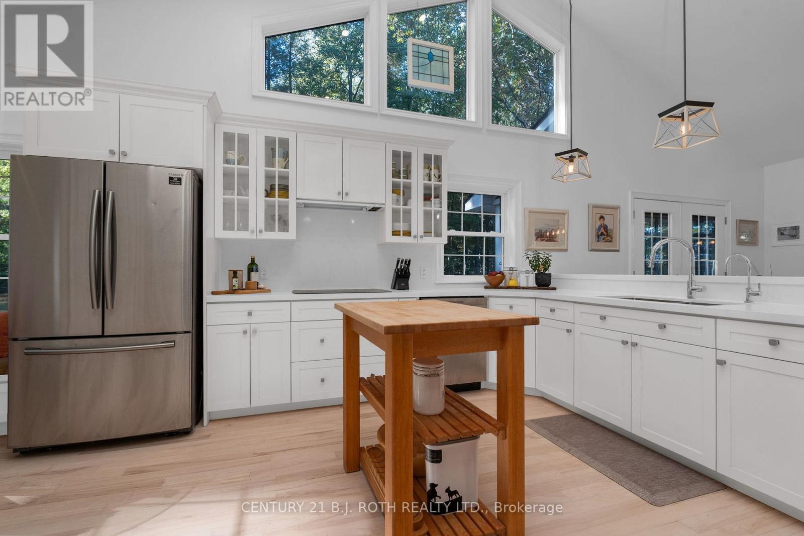 2710 PORTAGE TRAIL - Image 11