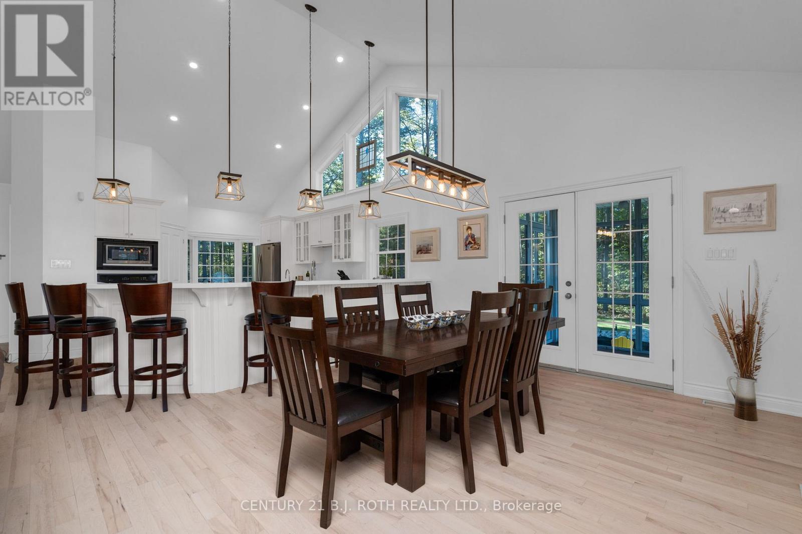 2710 PORTAGE TRAIL - Image 16