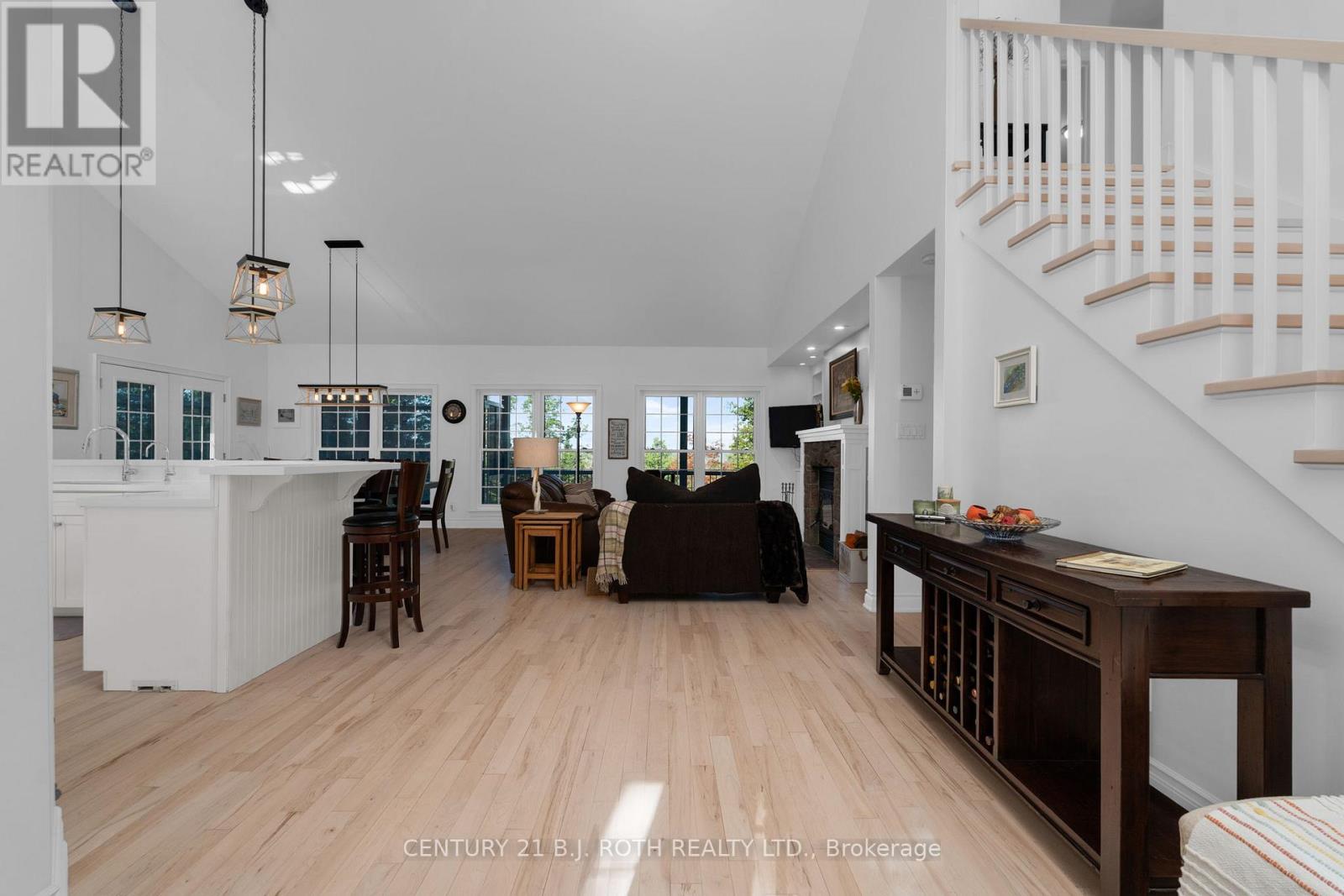 2710 PORTAGE TRAIL - Image 5