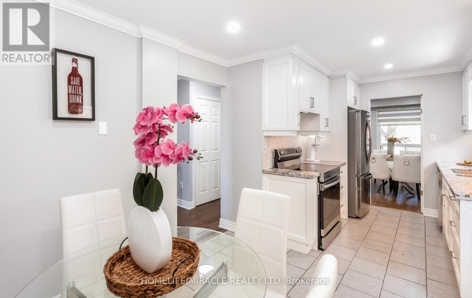 49 NEWBRIDGE CRESCENT - 14