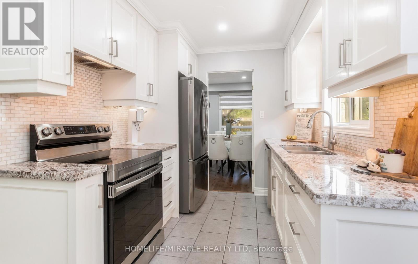 49 NEWBRIDGE CRESCENT - 17