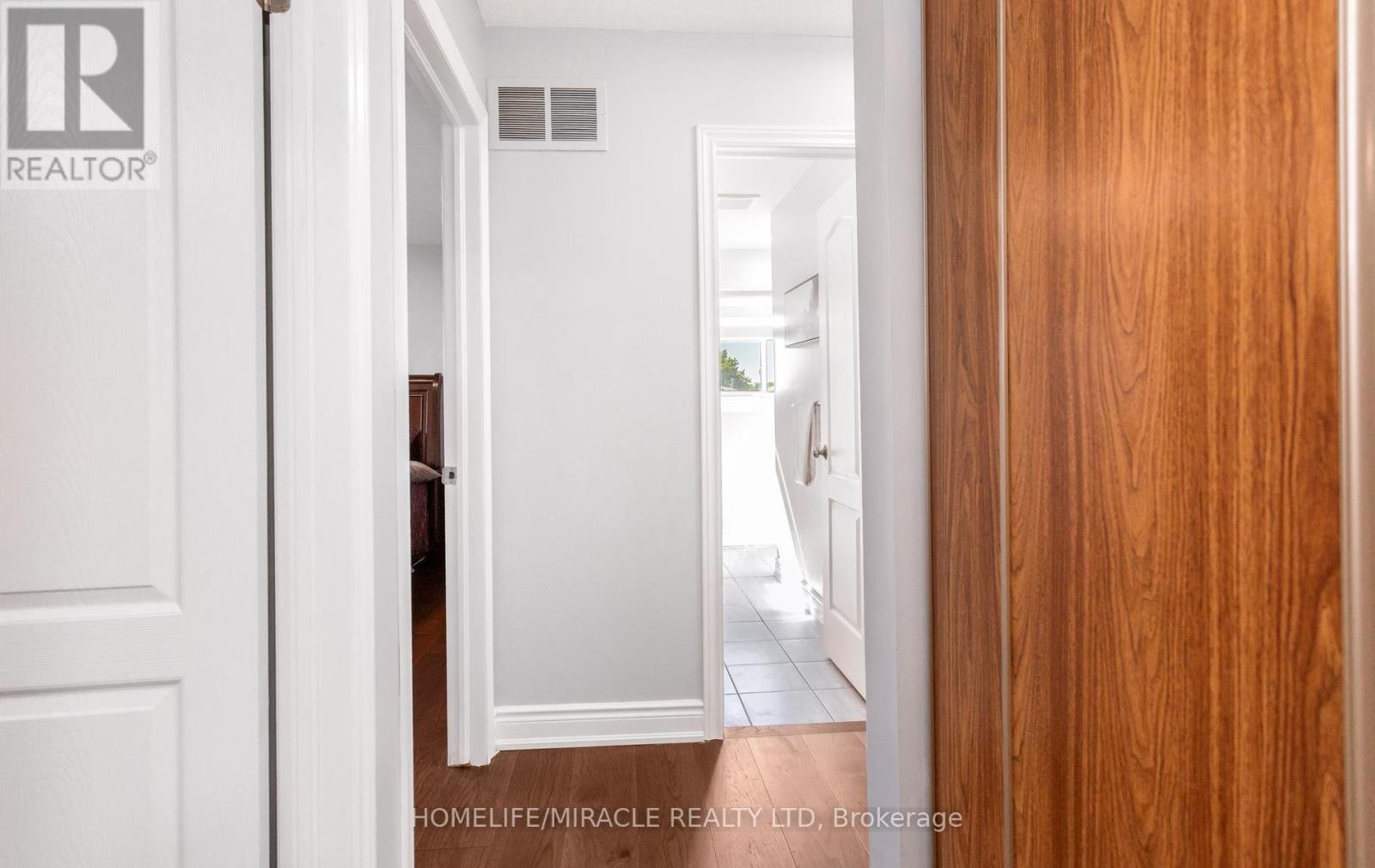 49 NEWBRIDGE CRESCENT - 22
