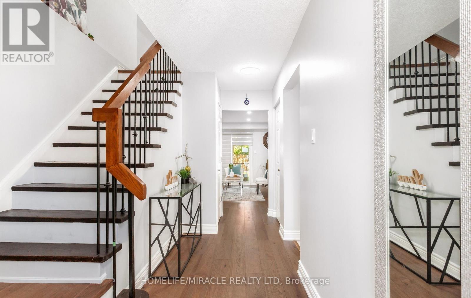 49 NEWBRIDGE CRESCENT - 5