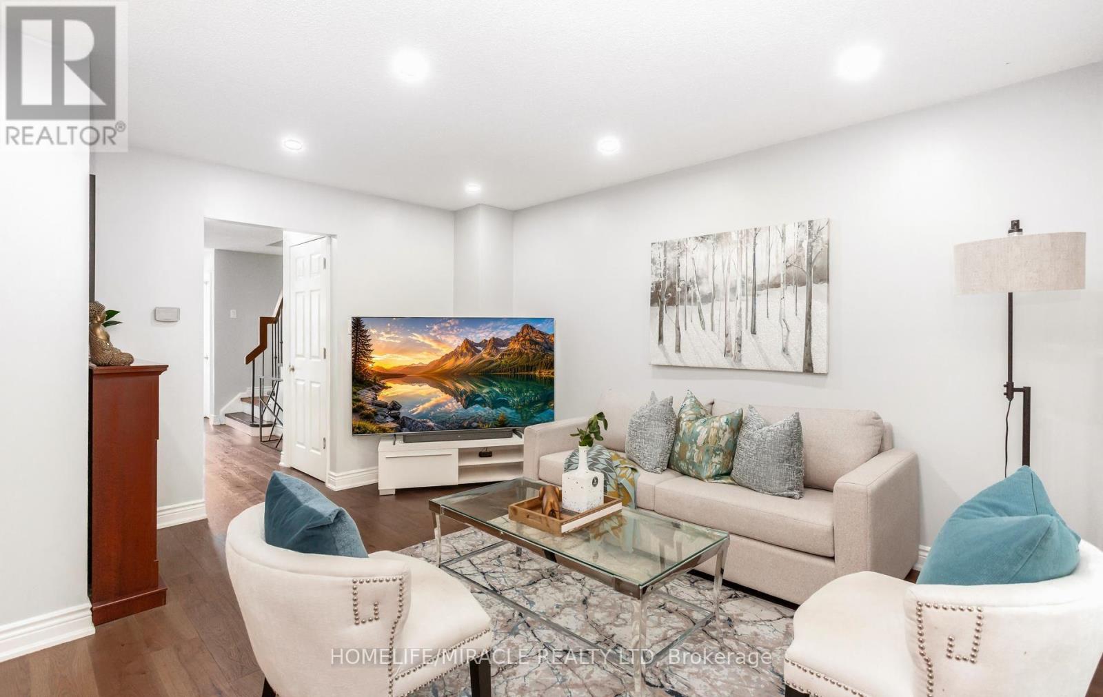 49 NEWBRIDGE CRESCENT - 7