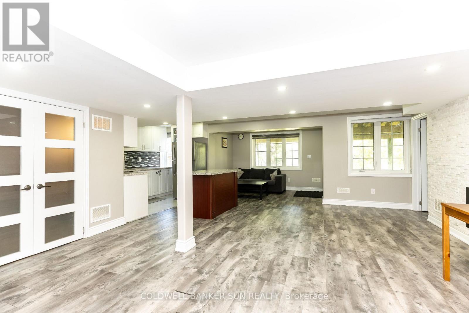 48 HANBURY CRESCENT - Image 36