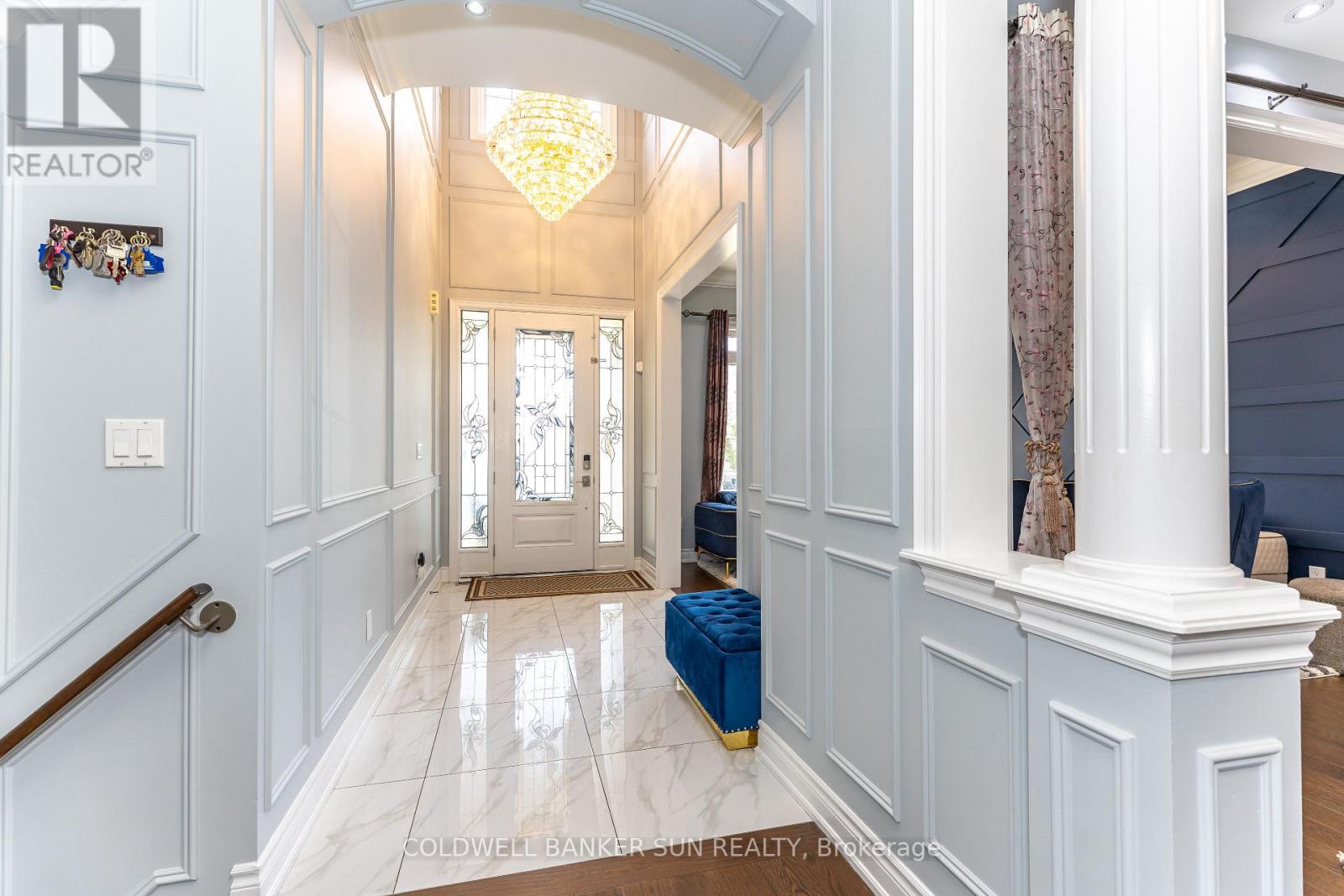 48 HANBURY CRESCENT - 4