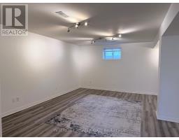 36 Strathburn Boulevard, Toronto, ON M9M2K3 Photo 14