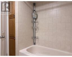 36 Strathburn Boulevard, Toronto, ON M9M2K3 Photo 16