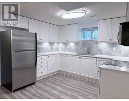 36 Strathburn Boulevard, Toronto, ON M9M2K3 Photo 7