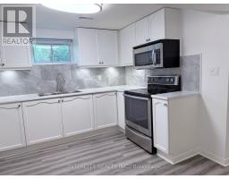 36 Strathburn Boulevard, Toronto, ON M9M2K3 Photo 8