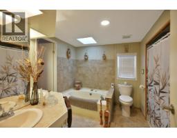 12 5575 Mason Road, Sechelt, BC V7Z0K9 Photo 7