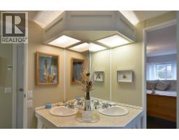 12 5575 Mason Road, Sechelt, BC V7Z0K9 Photo 9