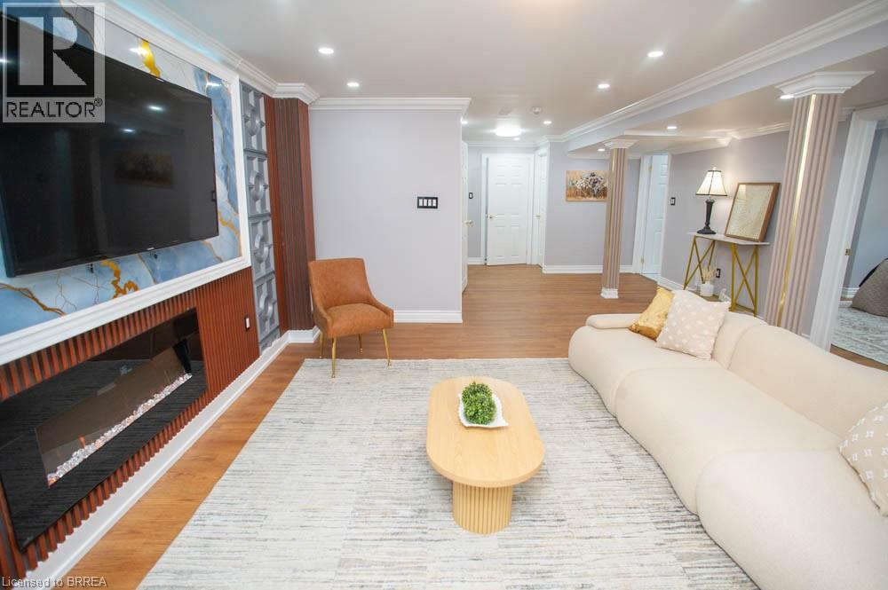 61 LESLIE Avenue - 27