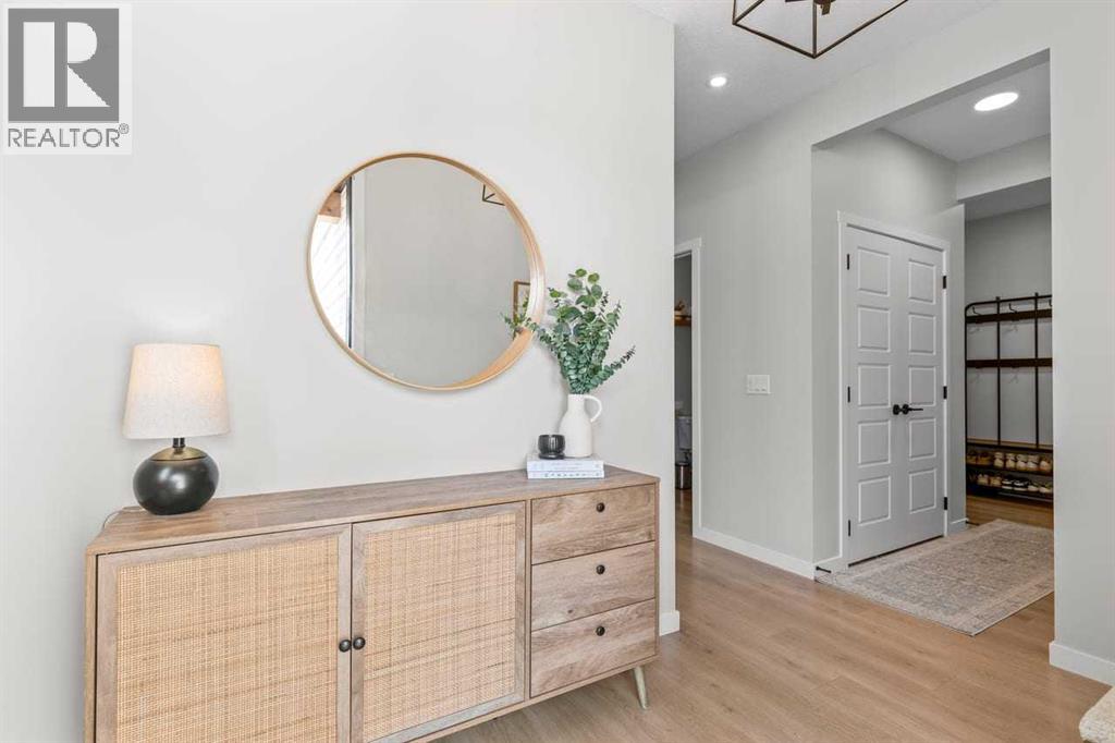 45 Savoy Landing SE, Rangeview, Calgary photo 3