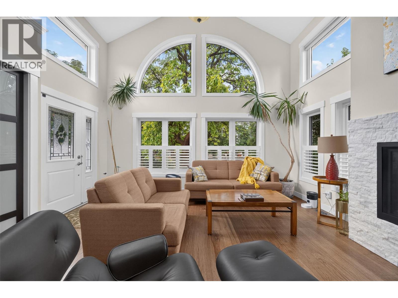 1803 37 Avenue - 14