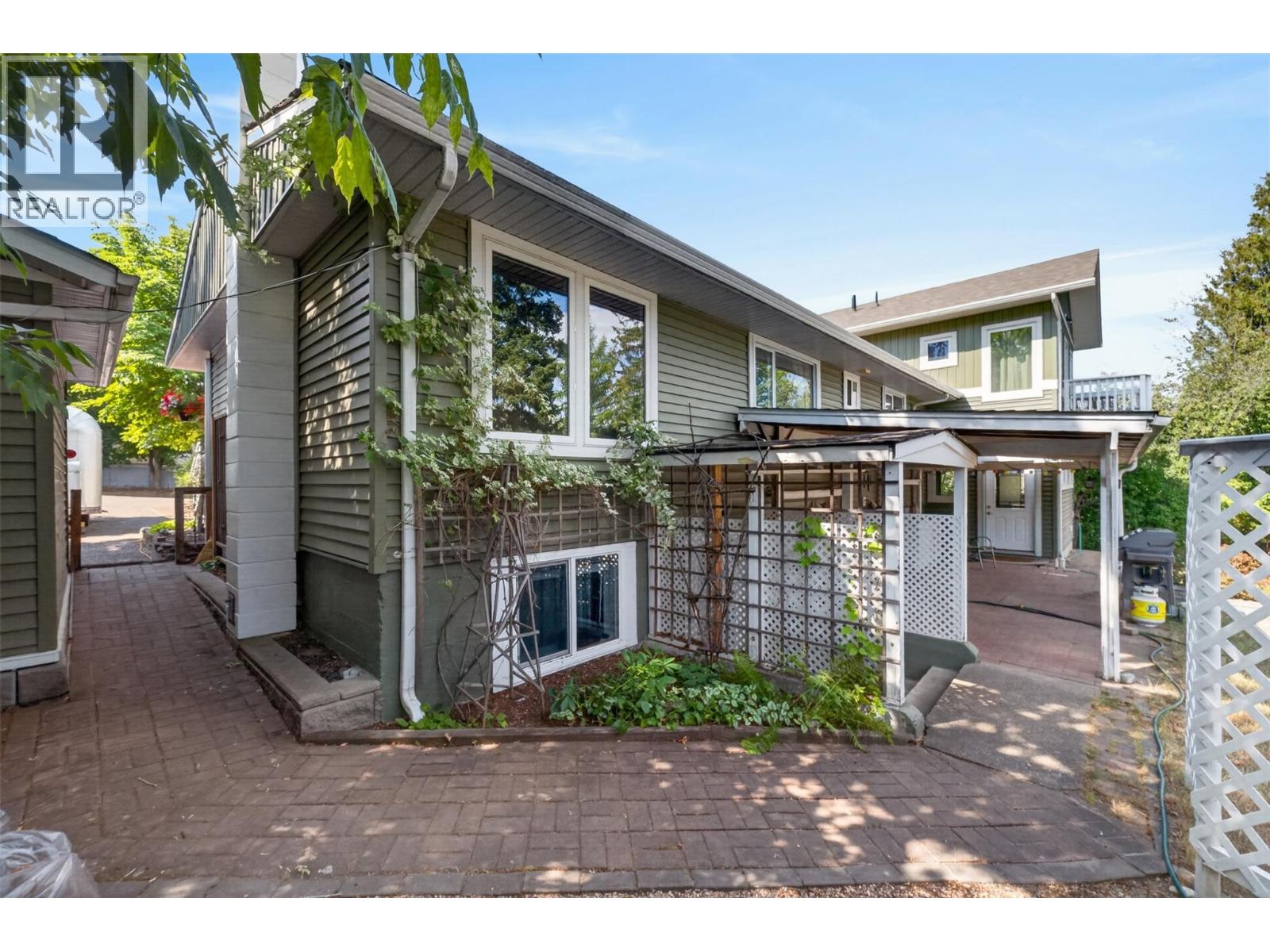 1803 37 Avenue - 58