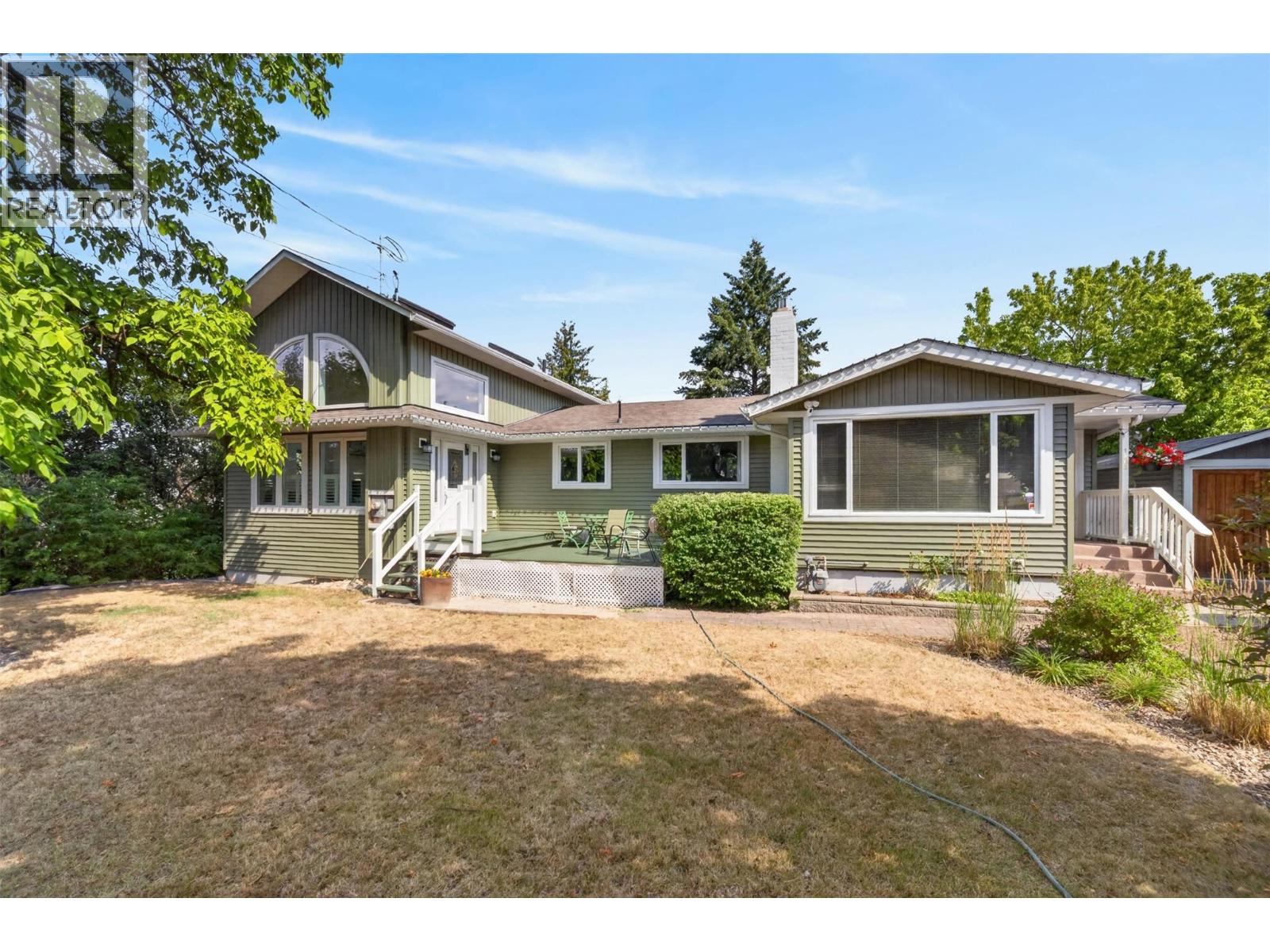 1803 37 Avenue - 1
