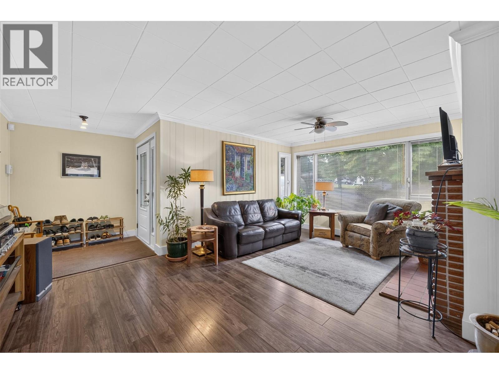 1803 37 Avenue - 36