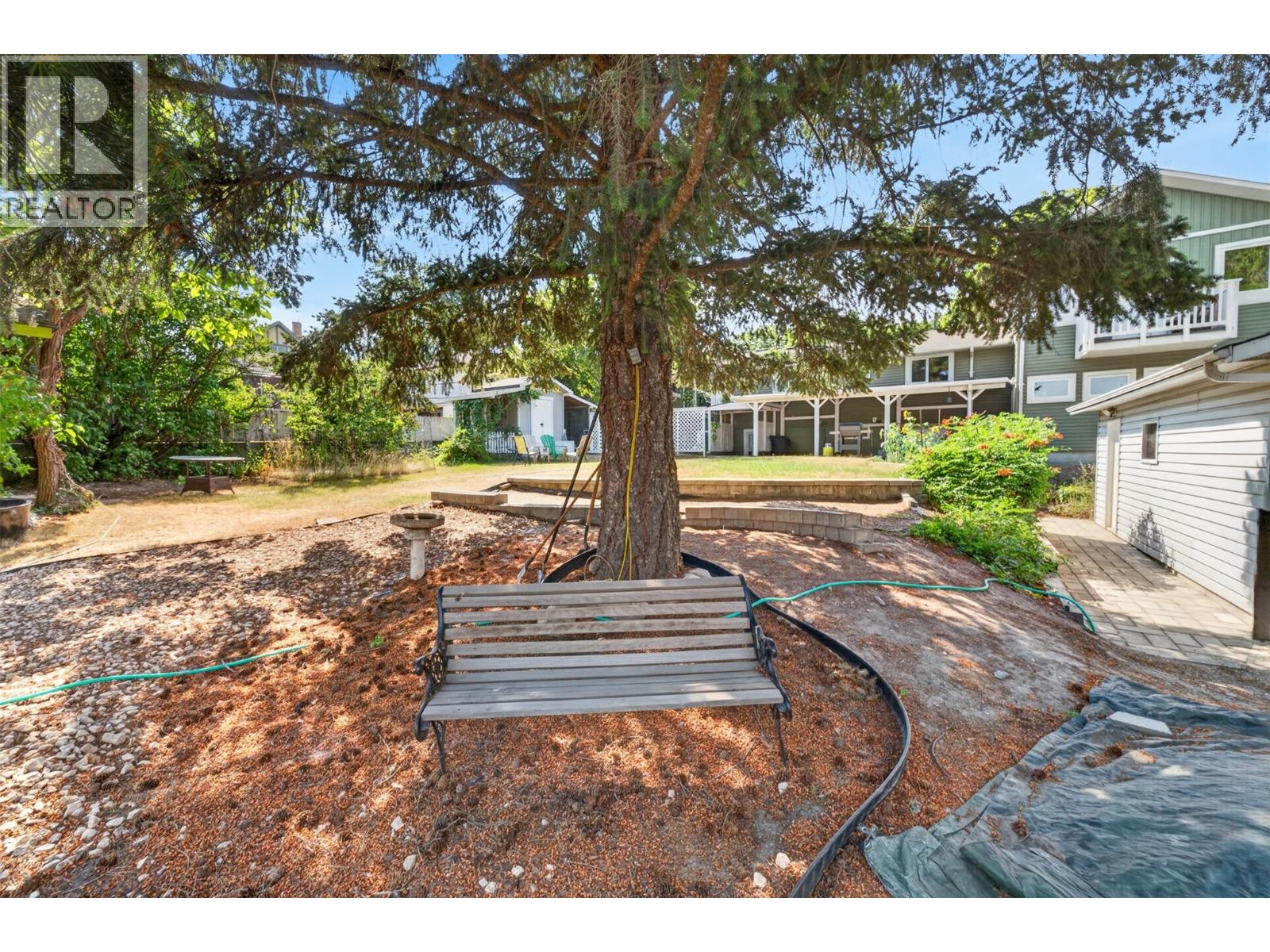 1803 37 Avenue - 68