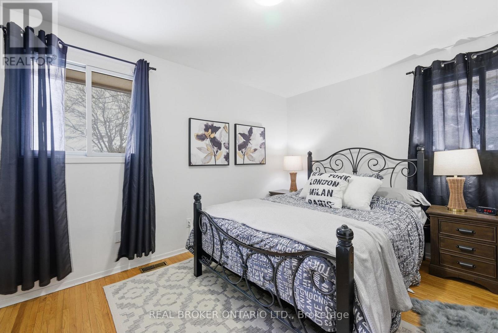 1157 LAKESHORE ROAD - 17