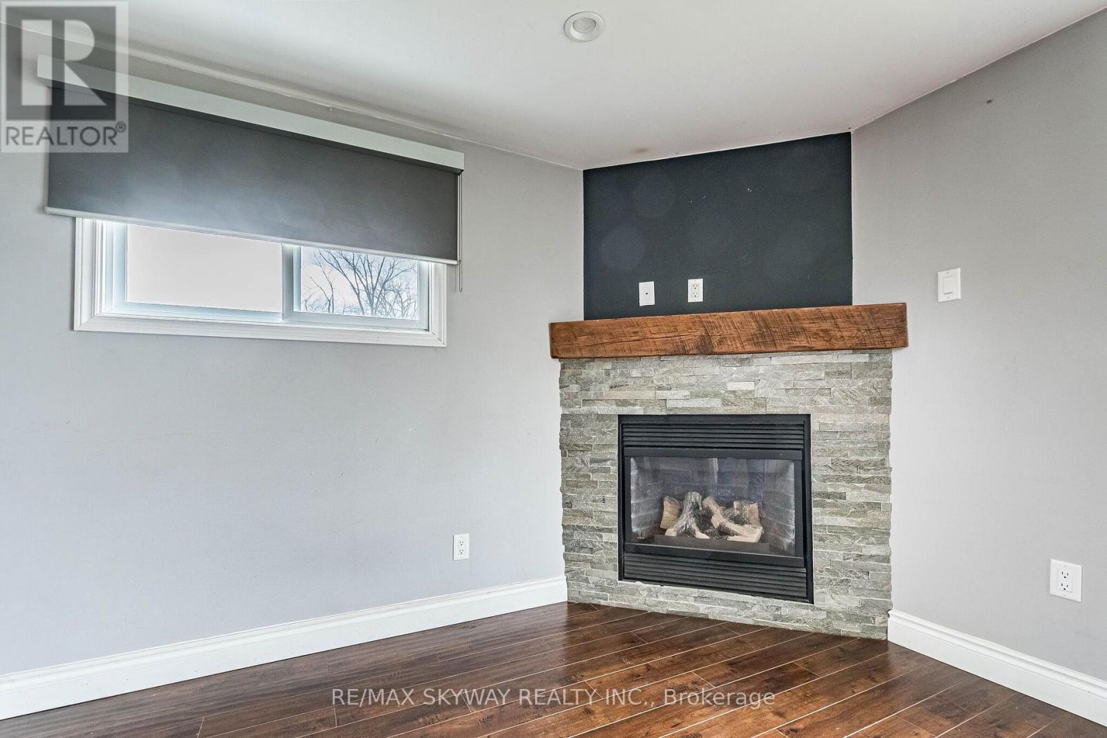 1230 DUKE STREET - 13