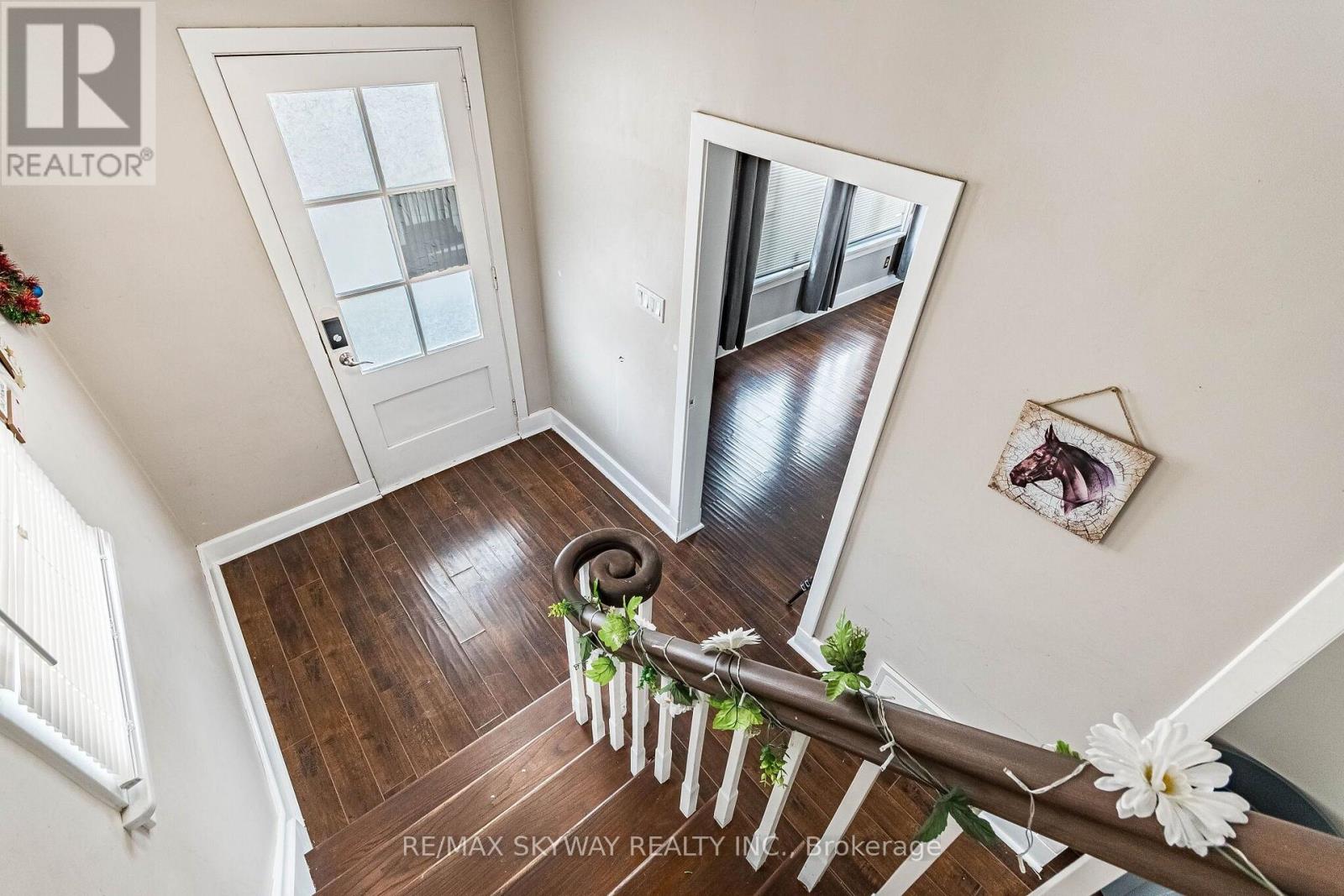 1230 DUKE STREET - 25