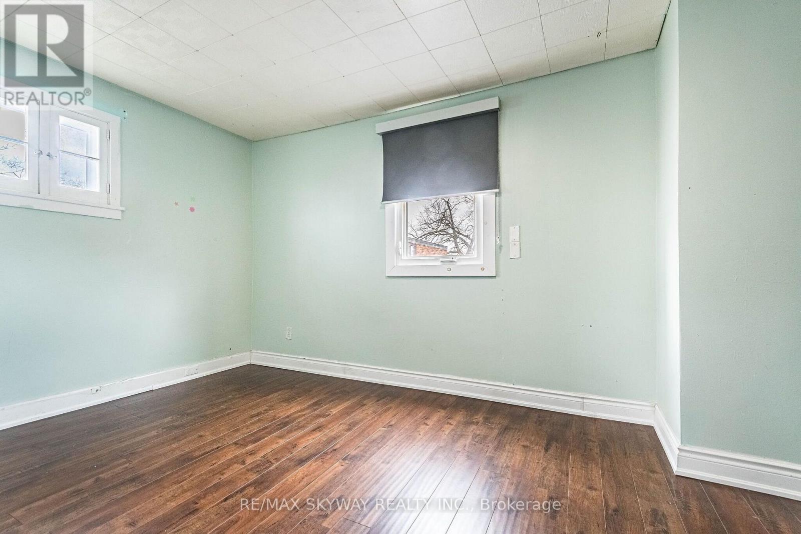 1230 DUKE STREET - 26