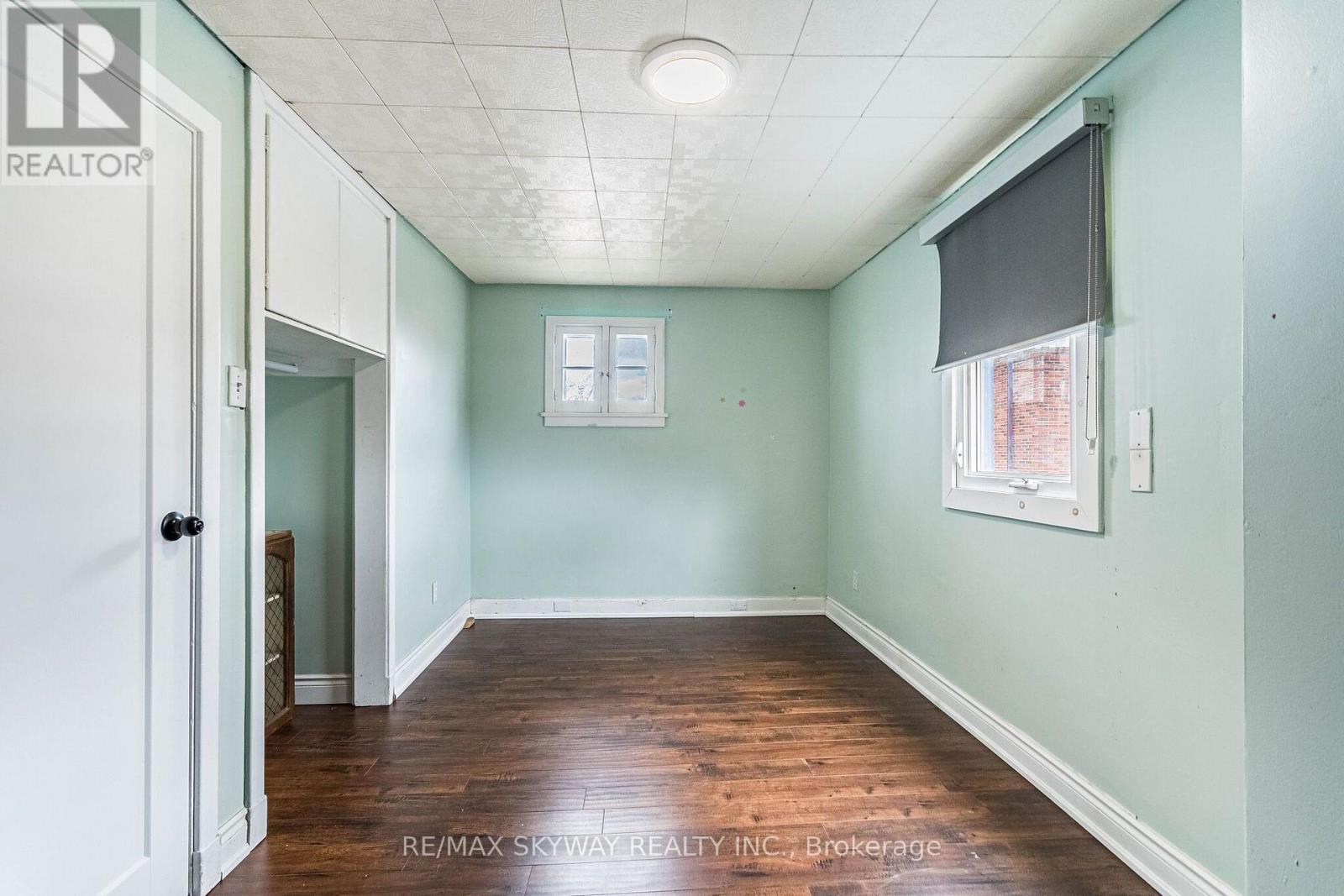 1230 DUKE STREET - 28