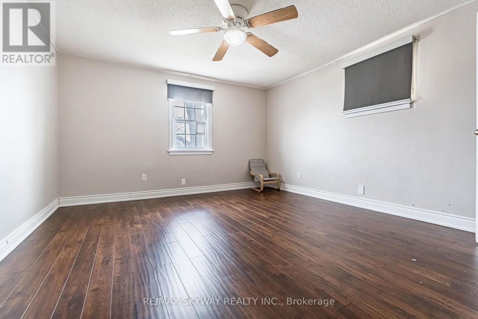 1230 DUKE STREET - 30