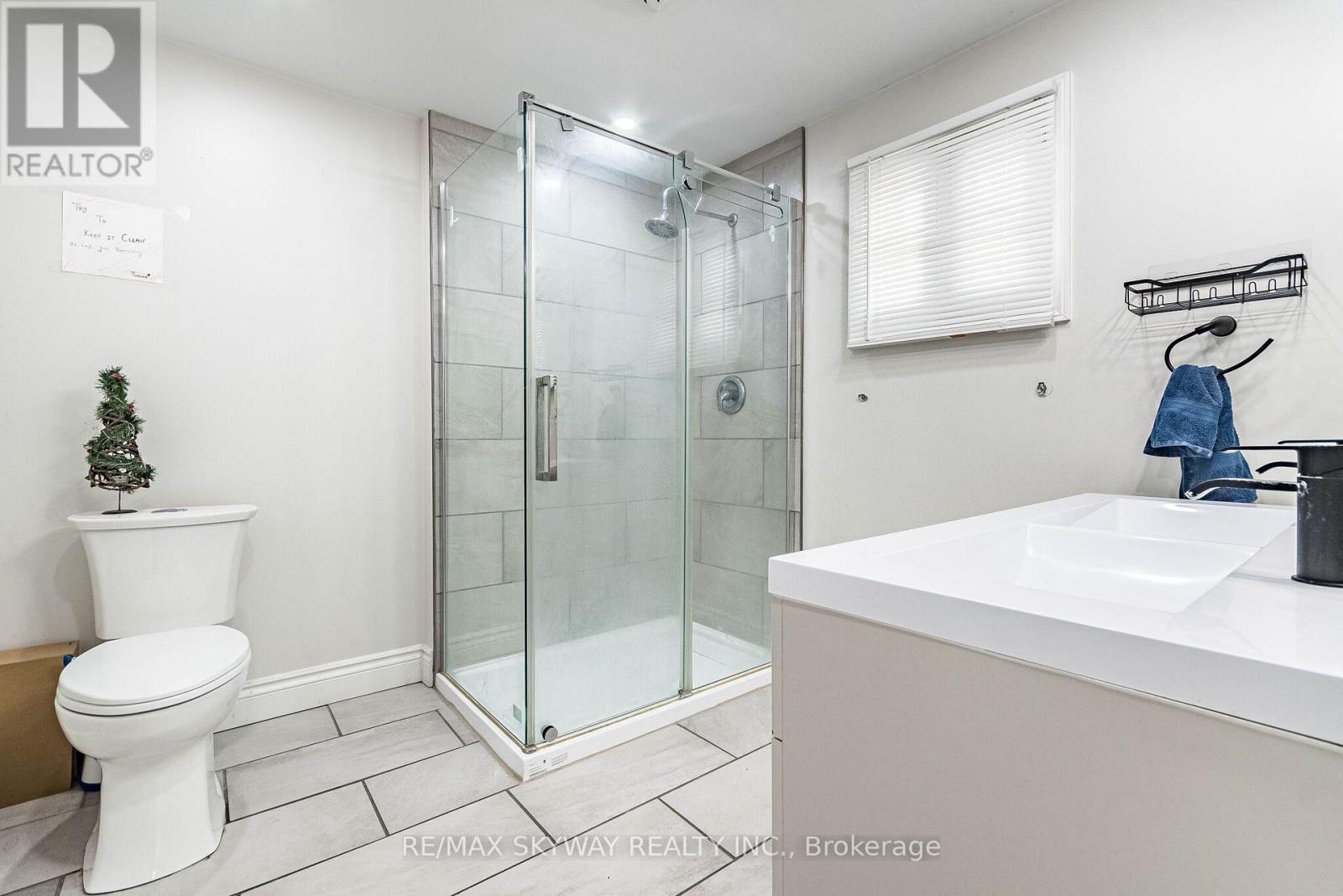 1230 DUKE STREET - 36