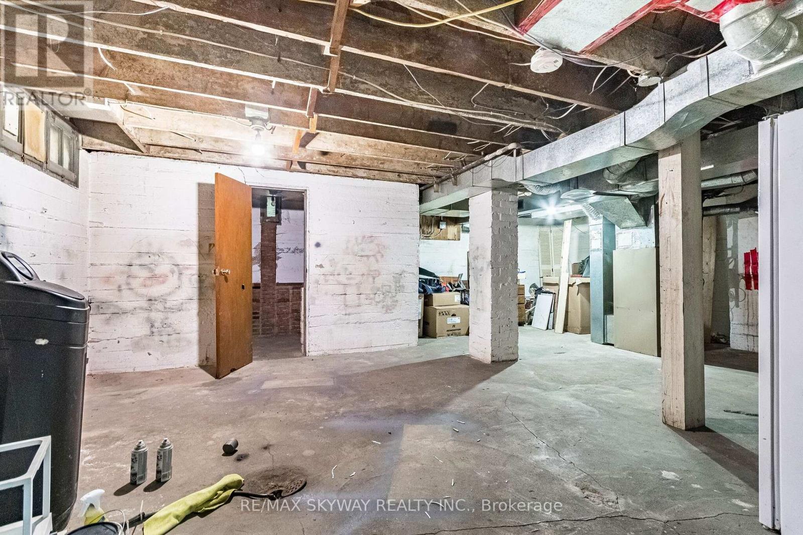 1230 DUKE STREET - 41