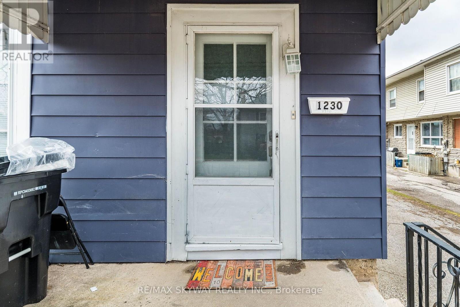 1230 DUKE STREET - 6