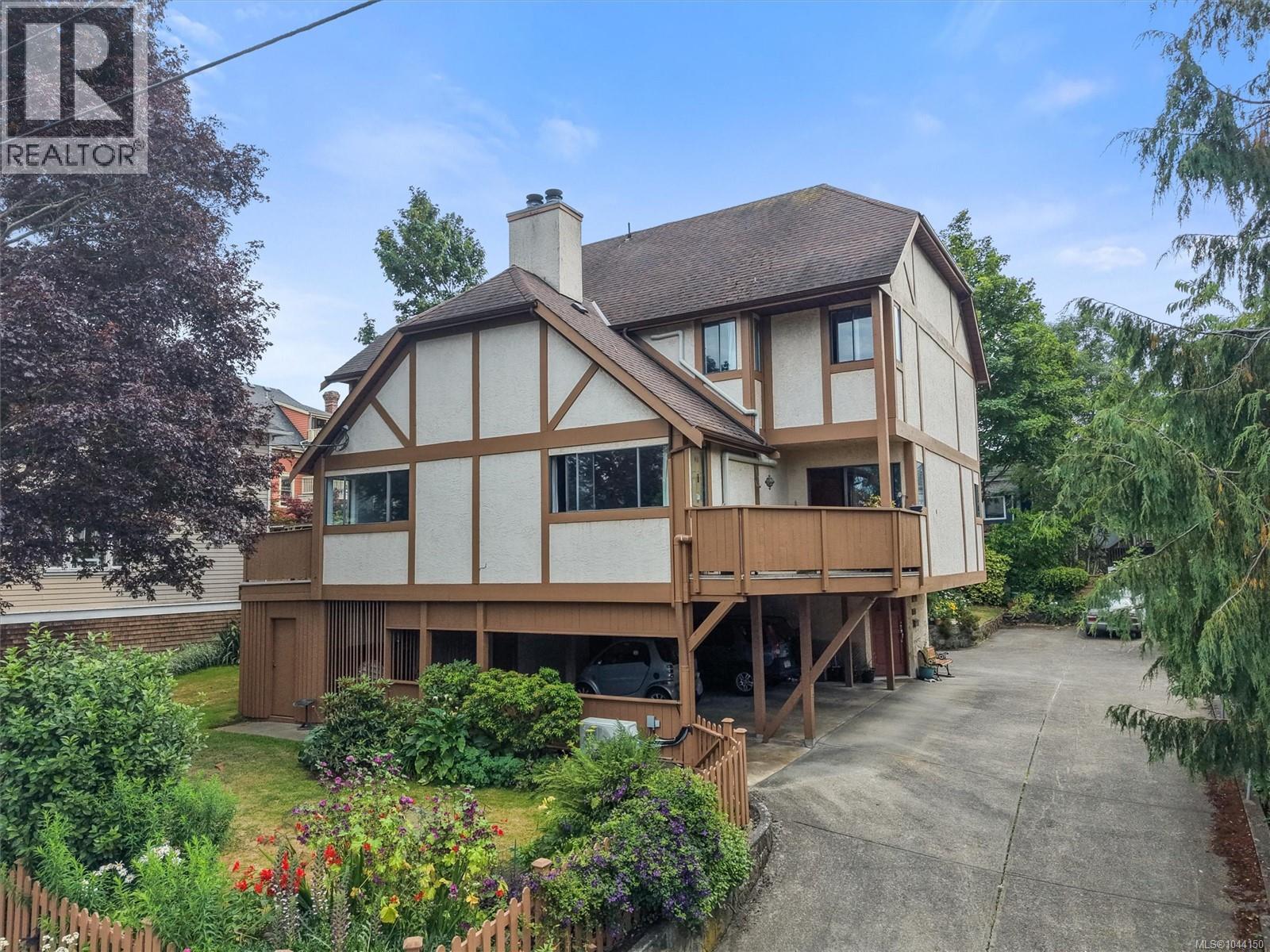 1335 Rudlin St - 1