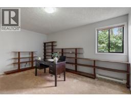 Balcony - 1335 Rudlin St, Victoria, BC V8V3R9 Photo 11