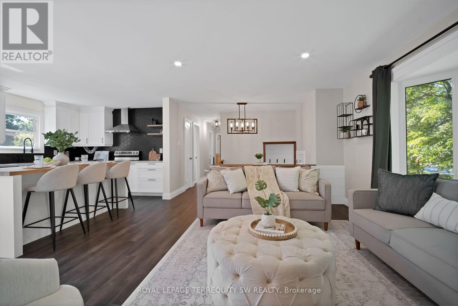 2249 WILLARD AVENUE - 16