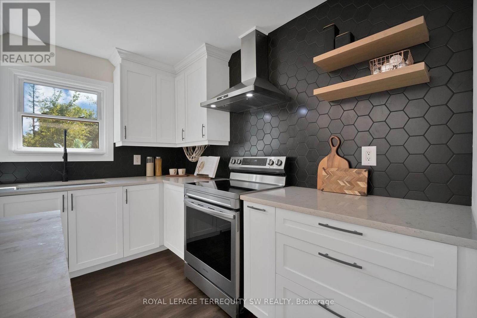 2249 WILLARD AVENUE - 26
