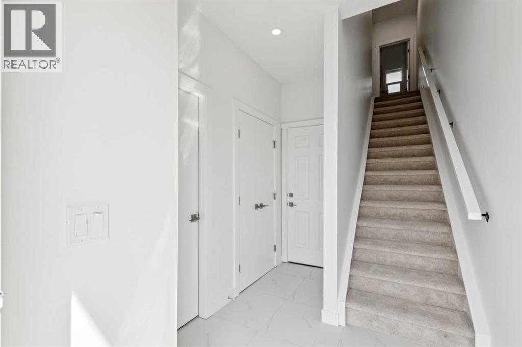 #84 145 Chelsea Mews - 5