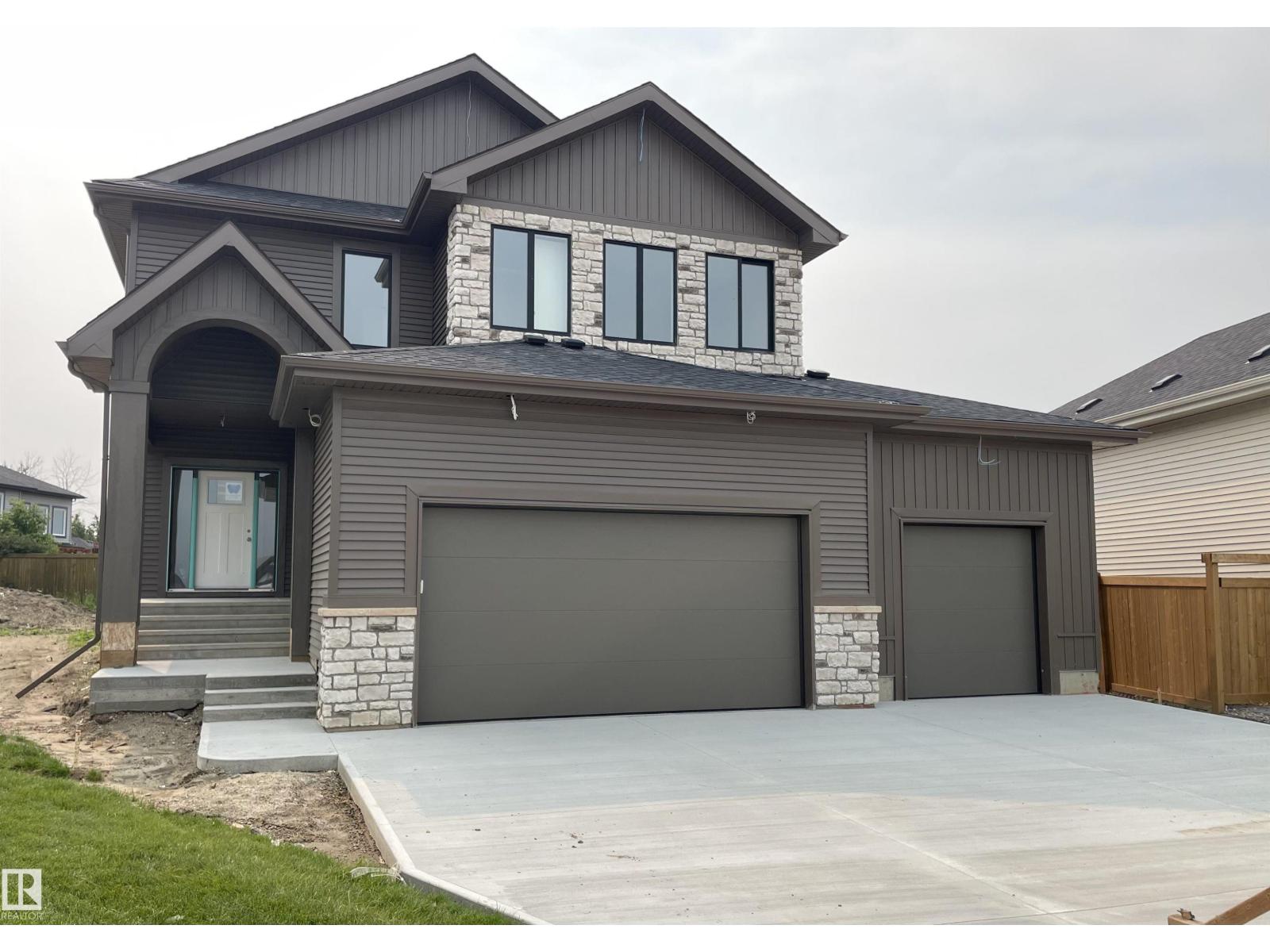 15 DARBY CR, Deer Park_SPGR, Spruce Grove photo 1