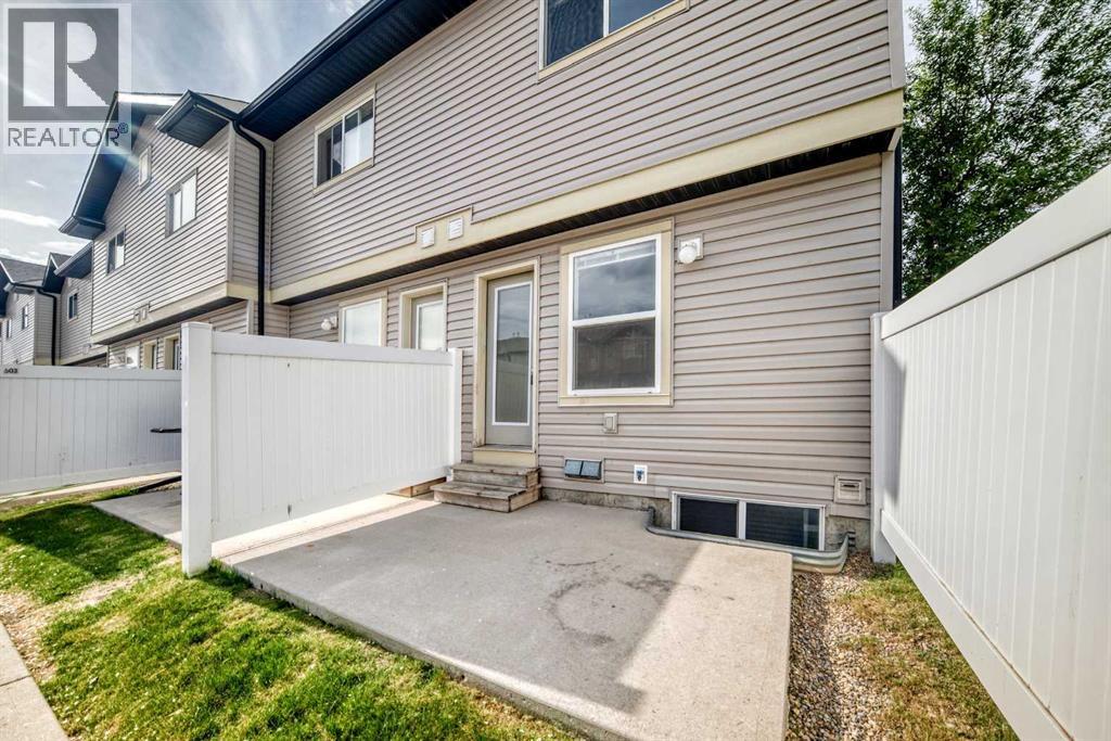 501 Saddlecrest Boulevard NE - 42
