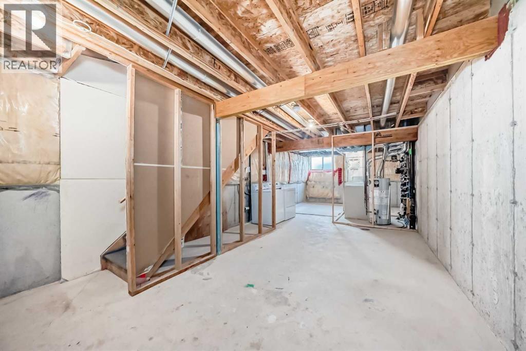 501 Saddlecrest Boulevard NE - 35