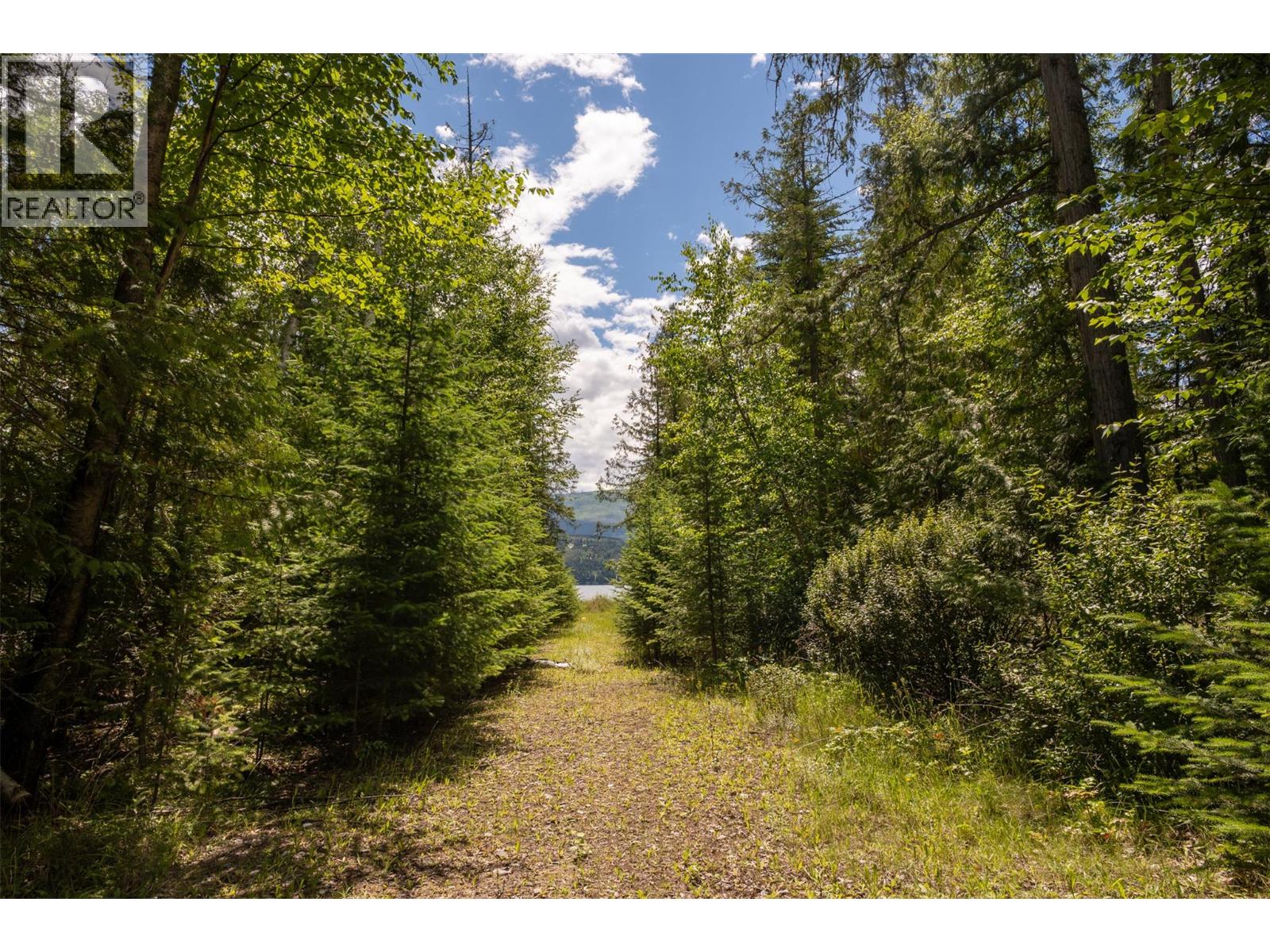  4012 Express Point Road, Scotch Creek