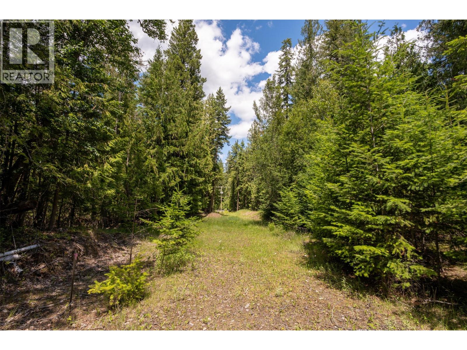 4012 Express Point Road, Scotch Creek