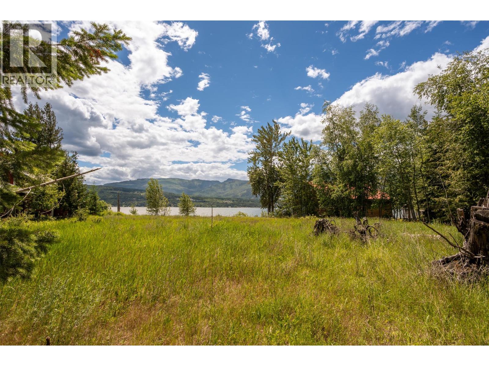  4012 Express Point Road, Scotch Creek
