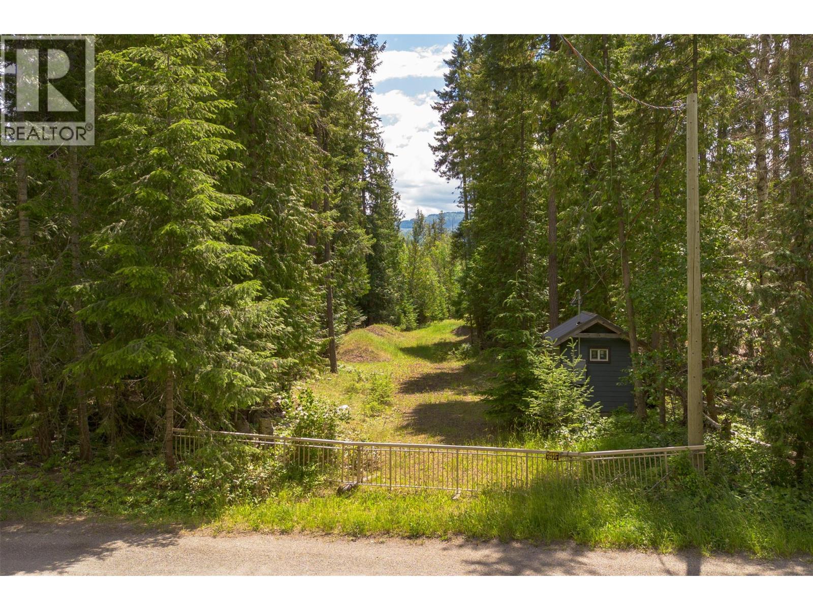  4012 Express Point Road, Scotch Creek